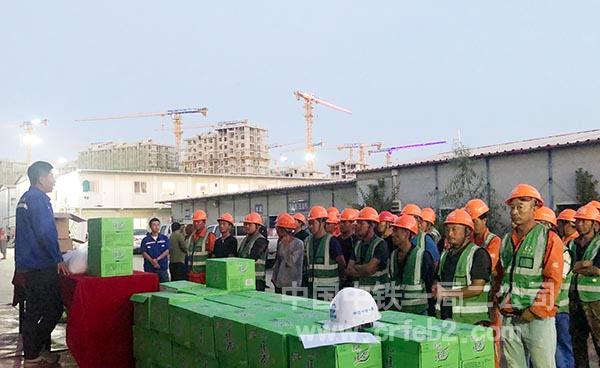 送清凉活动现场 送清凉活动现场