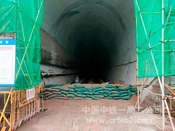 现场防洪准备 现场防洪准备