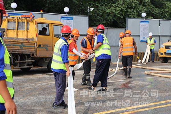 水管摊铺 水管摊铺