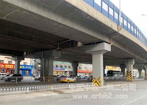 59#墩修复后通车路面 59#墩修复后通车路面