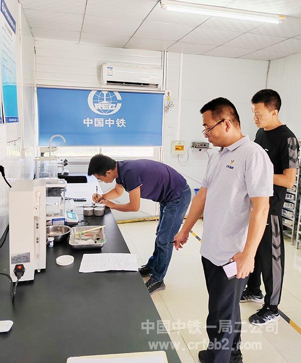 试验比赛 试验比赛