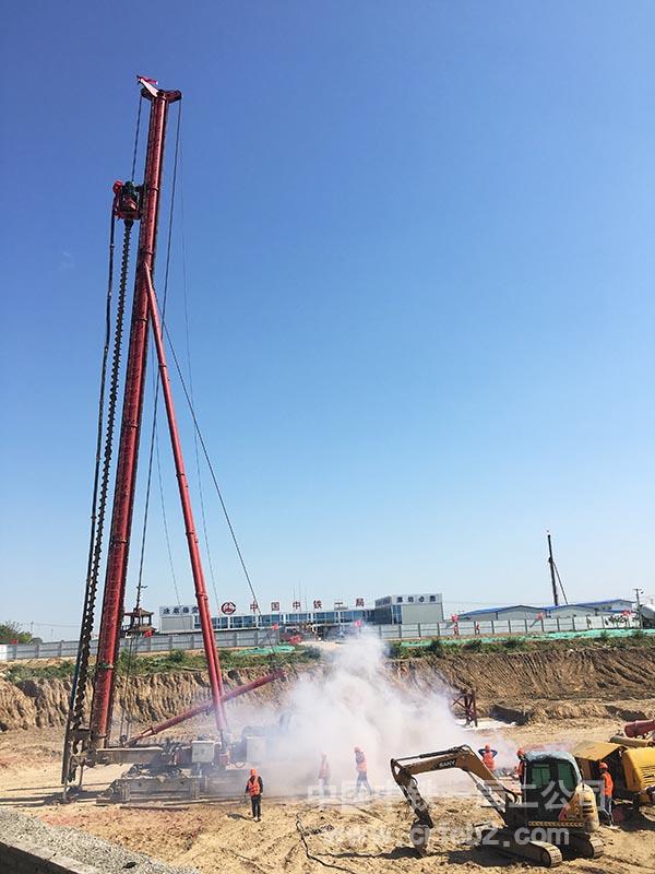 开钻仪式现场 开钻仪式现场