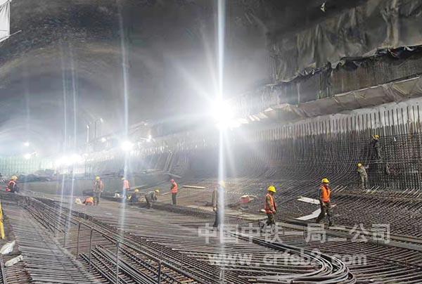 施工大干 施工大干