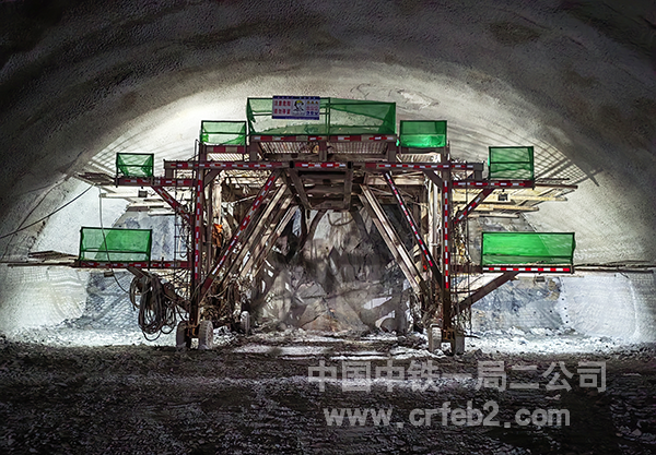 开挖台架 开挖台架