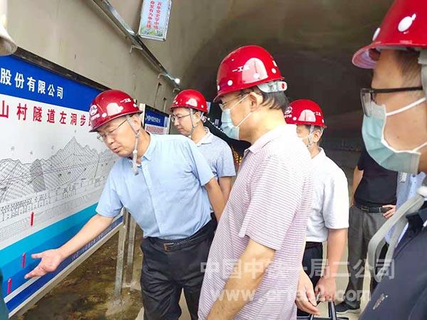 介绍工程概况 介绍工程概况