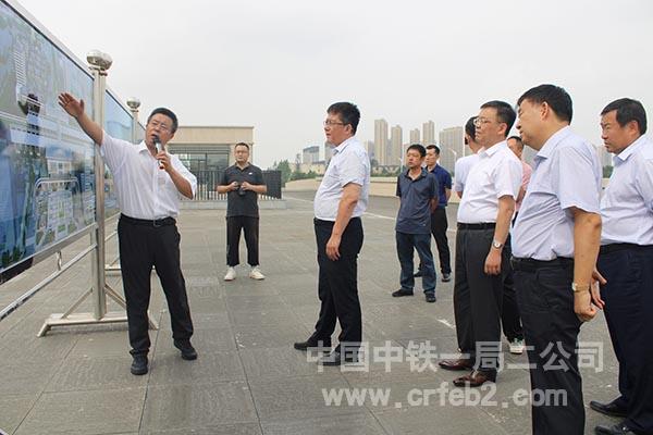 辽阳市人大常委会党组书记、主任马涛一行现场听取汇报