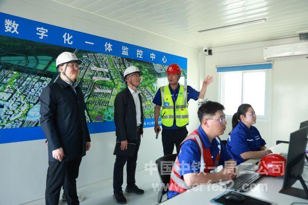 参观昝岗组团N9路项目BIM监控中心