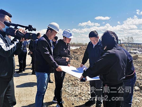 富锦市委书记李源波检查高标准农田建设项目 富锦市委书记李源波检查高标准农田建设项目