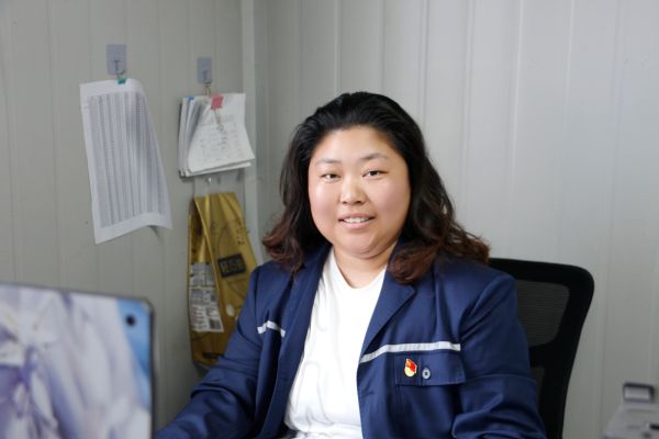 物资“大管家”杨潇