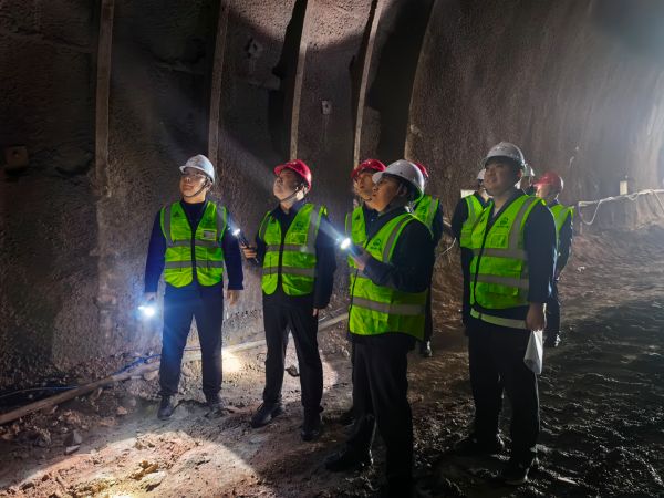 花院子隧道检查